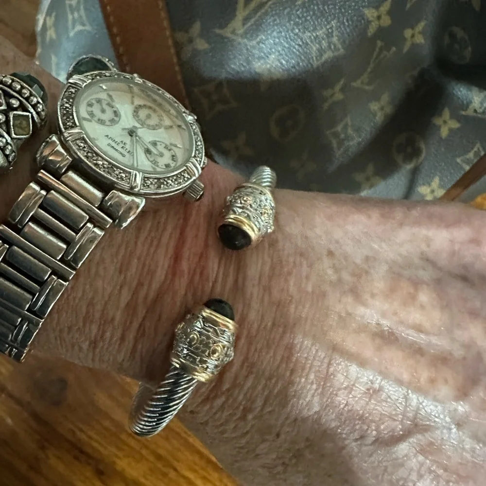 Sophisticated Silver and Gold Bracelet. Stainless steel. Resin accents